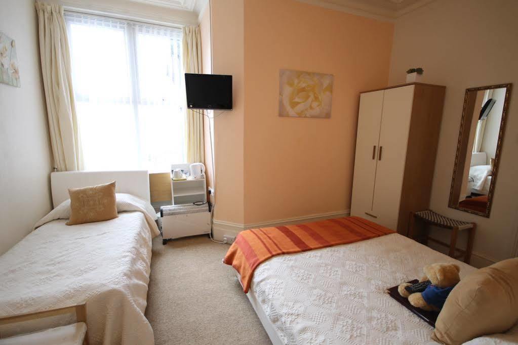 Arun Sands Rooms Littlehampton Bagian luar foto